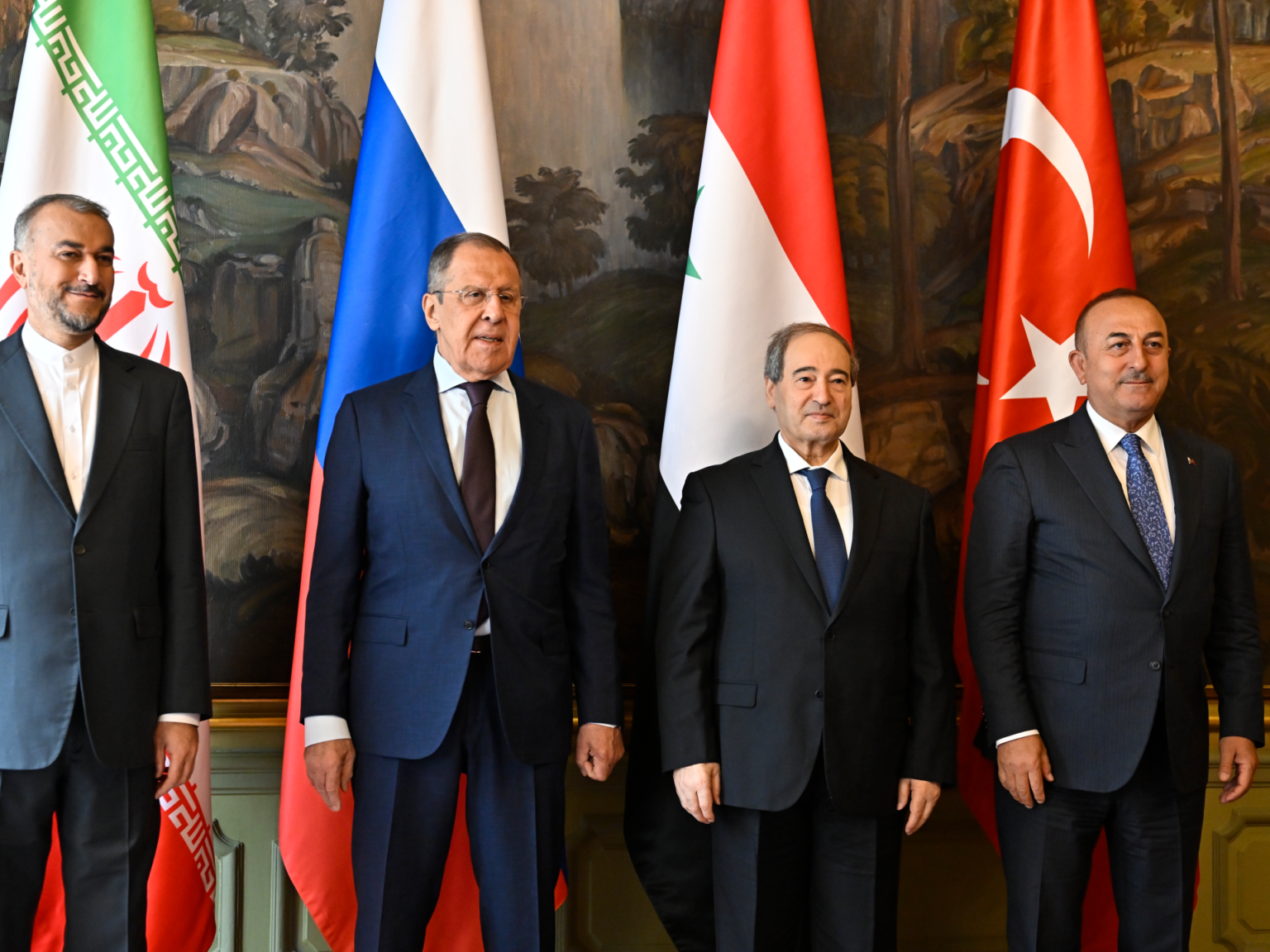 «خريطة طريق» لتطبيع العلاقات السورية – التركية «خريطة طريق» لتطبيع العلاقات السورية - التركية